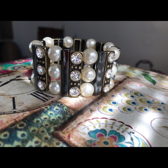 Pearls Swarovski Crystal Genuine Hematite Bracelet - Picture 4 of 16